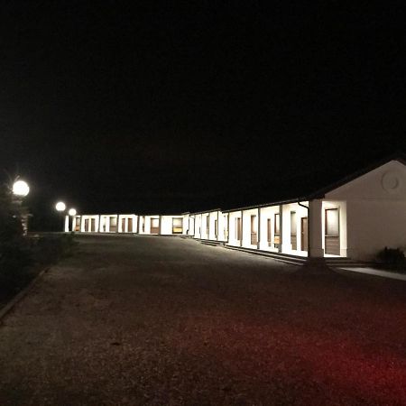 Gosciniec Krepa Hotel Lipsko Bagian luar foto